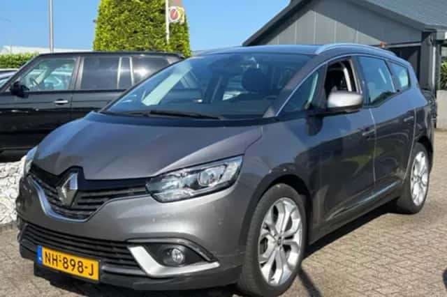 Peugeot 308 (2018) thumbnail 29