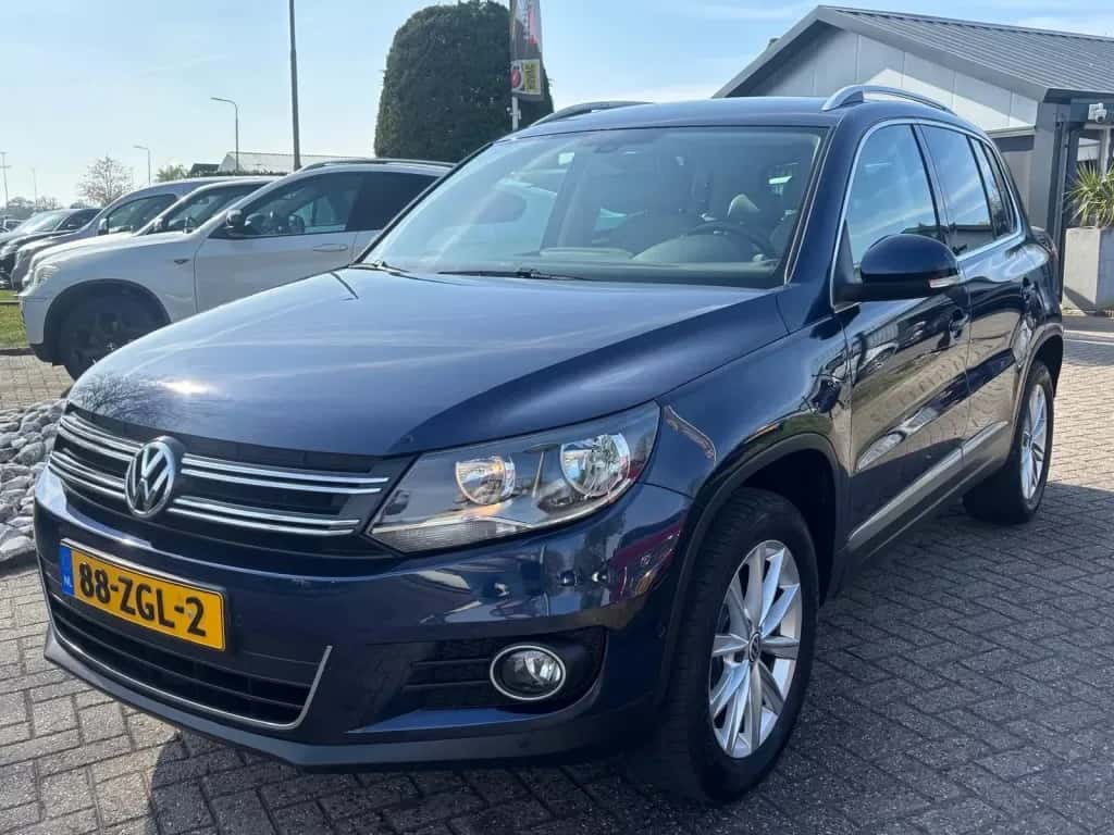 Volkswagen Tiguan (2012) — foto 1