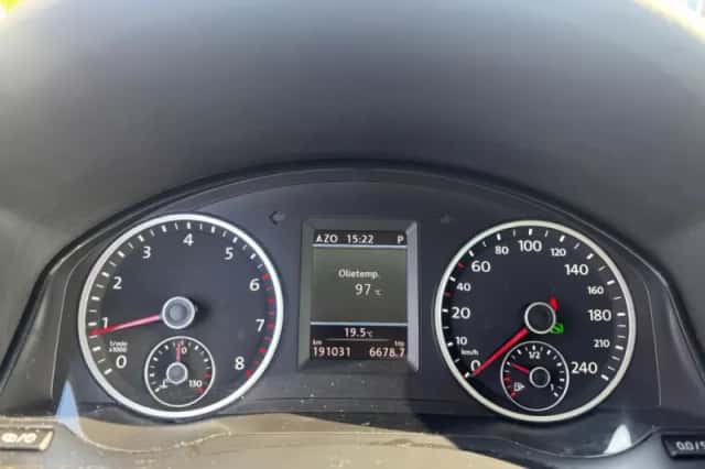 Volkswagen Tiguan (2012) thumbnail 13
