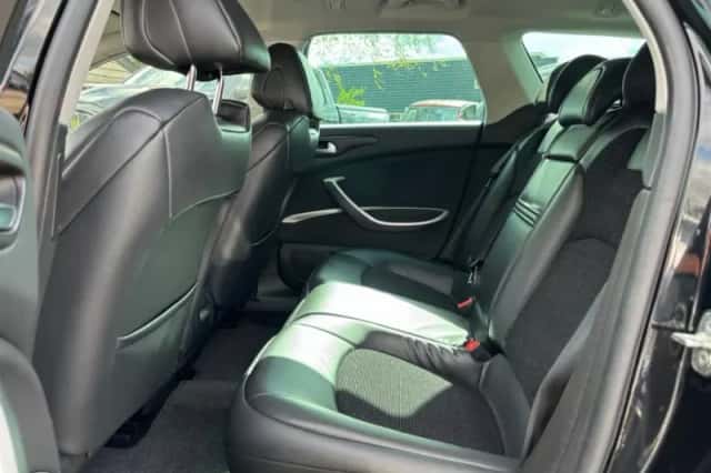 Citroën C5 Tourer (2013) thumbnail 12