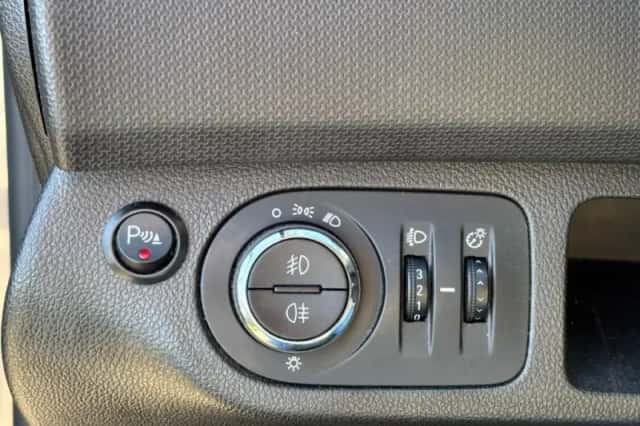 Opel Meriva (2013) thumbnail 20