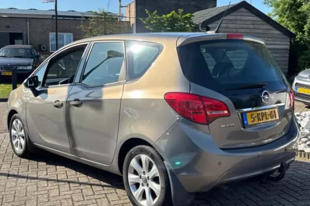 Opel Meriva (2013) thumbnail 7