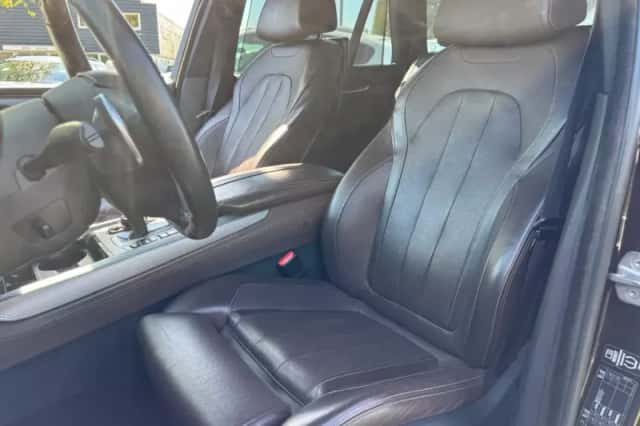 BMW X5 (2013) thumbnail 15