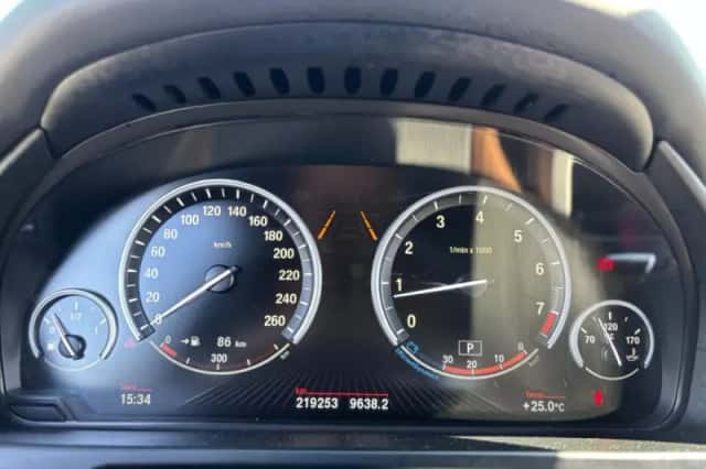 BMW X5 (2013) thumbnail 21