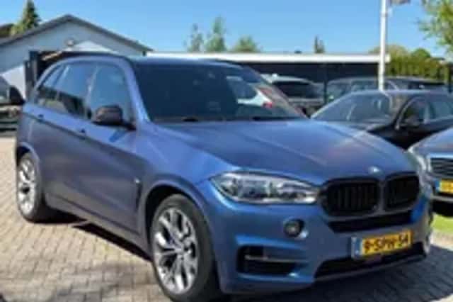 BMW X5 (2013) thumbnail 26