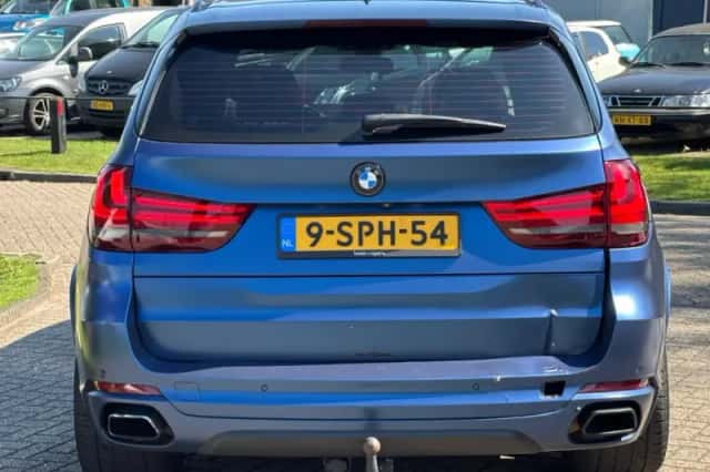 BMW X5 (2013) thumbnail 7