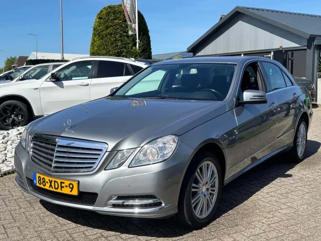 Mercedes-Benz E-Klasse (2012) — foto 1