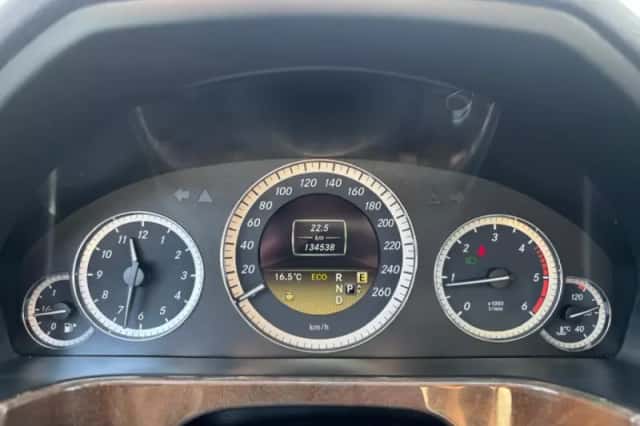 Mercedes-Benz E-Klasse (2012) thumbnail 14