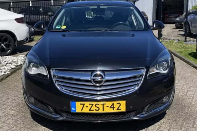 Opel Insignia (2015) thumbnail 2