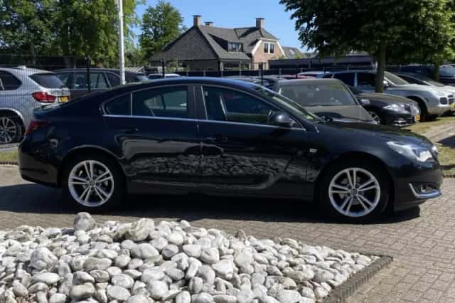Opel Insignia (2015) thumbnail 4