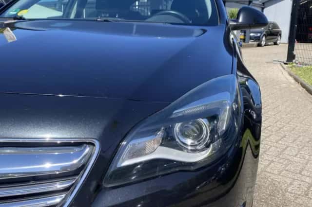 Opel Insignia (2015) thumbnail 9