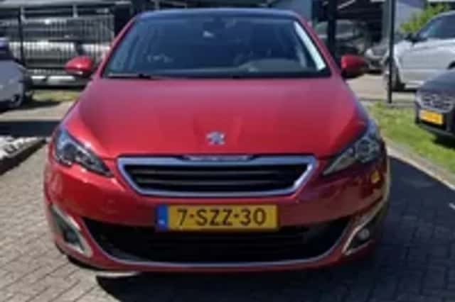 Peugeot 308 (2014) thumbnail 25