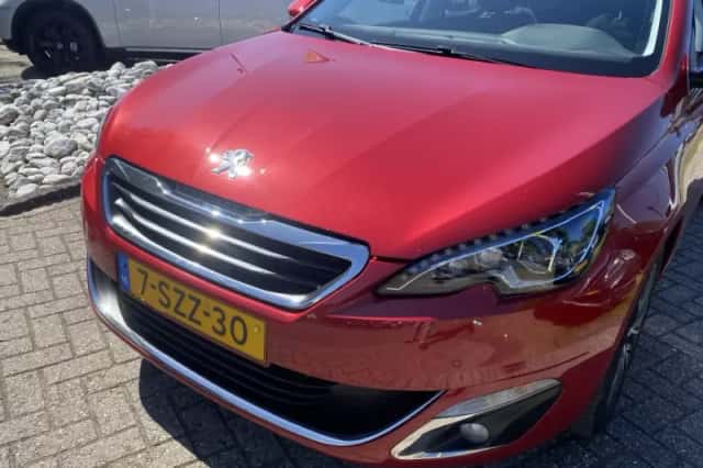 Peugeot 308 (2014) thumbnail 10