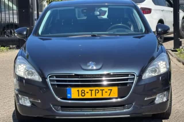 Peugeot 508 (2012) thumbnail 2