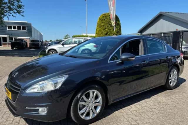 Peugeot 508 (2012) thumbnail 4
