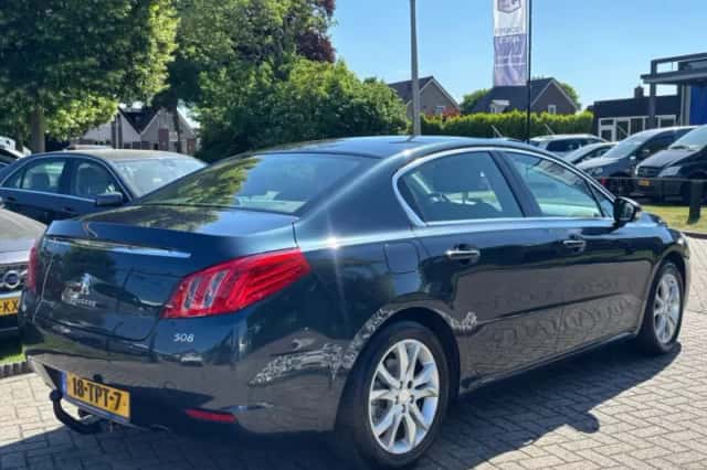 Peugeot 508 (2012) thumbnail 6
