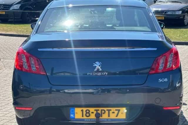 Peugeot 508 (2012) thumbnail 7