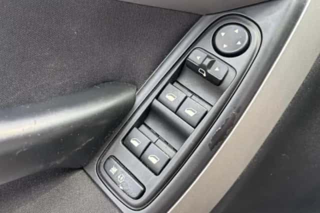 Citroën Grand C4 Picasso (2011) thumbnail 18