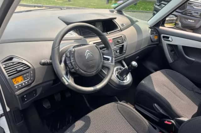 Citroën Grand C4 Picasso (2011) thumbnail 10