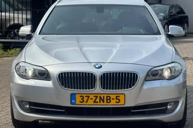 BMW 5-Serie (2013) thumbnail 2