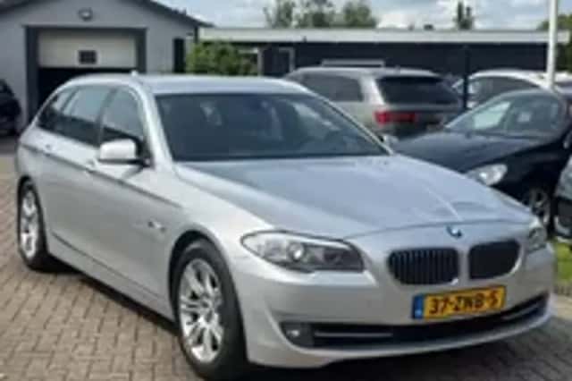 BMW 5-Serie (2013) thumbnail 25