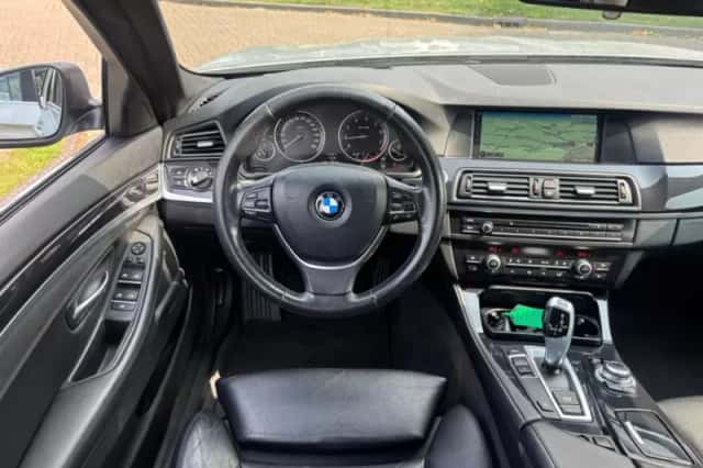 BMW 5-Serie (2013) thumbnail 9