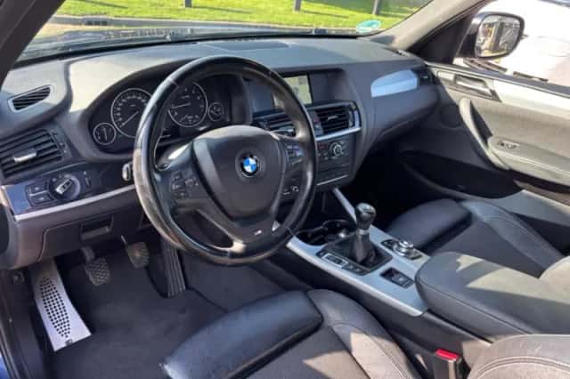 BMW X3 (2013) thumbnail 11