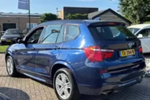 BMW X3 (2013) thumbnail 28