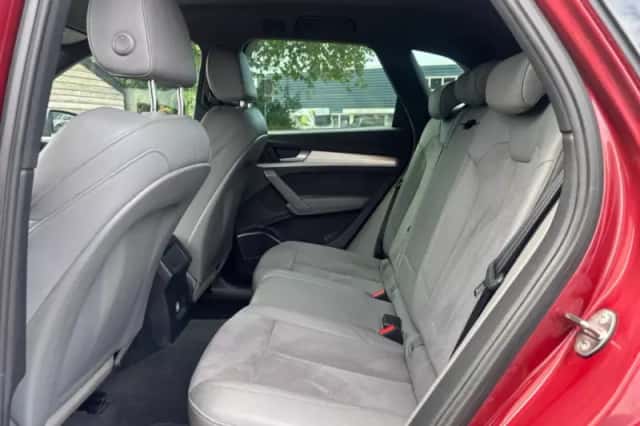 Audi Q5 (2018) thumbnail 14