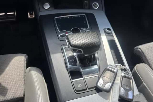 Audi Q5 (2018) thumbnail 18