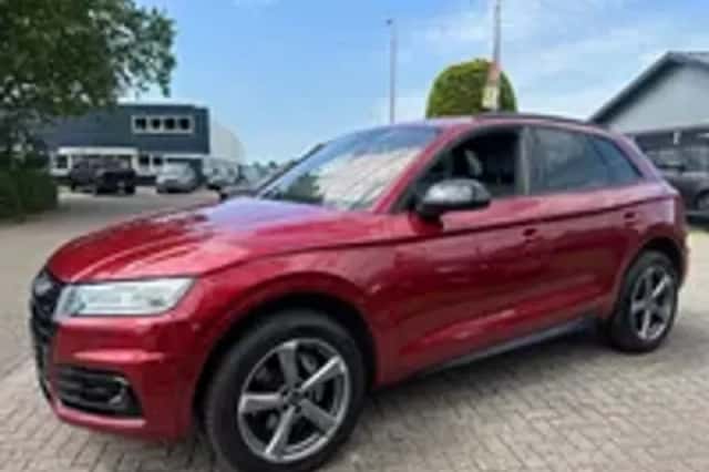 Audi Q5 (2018) thumbnail 22