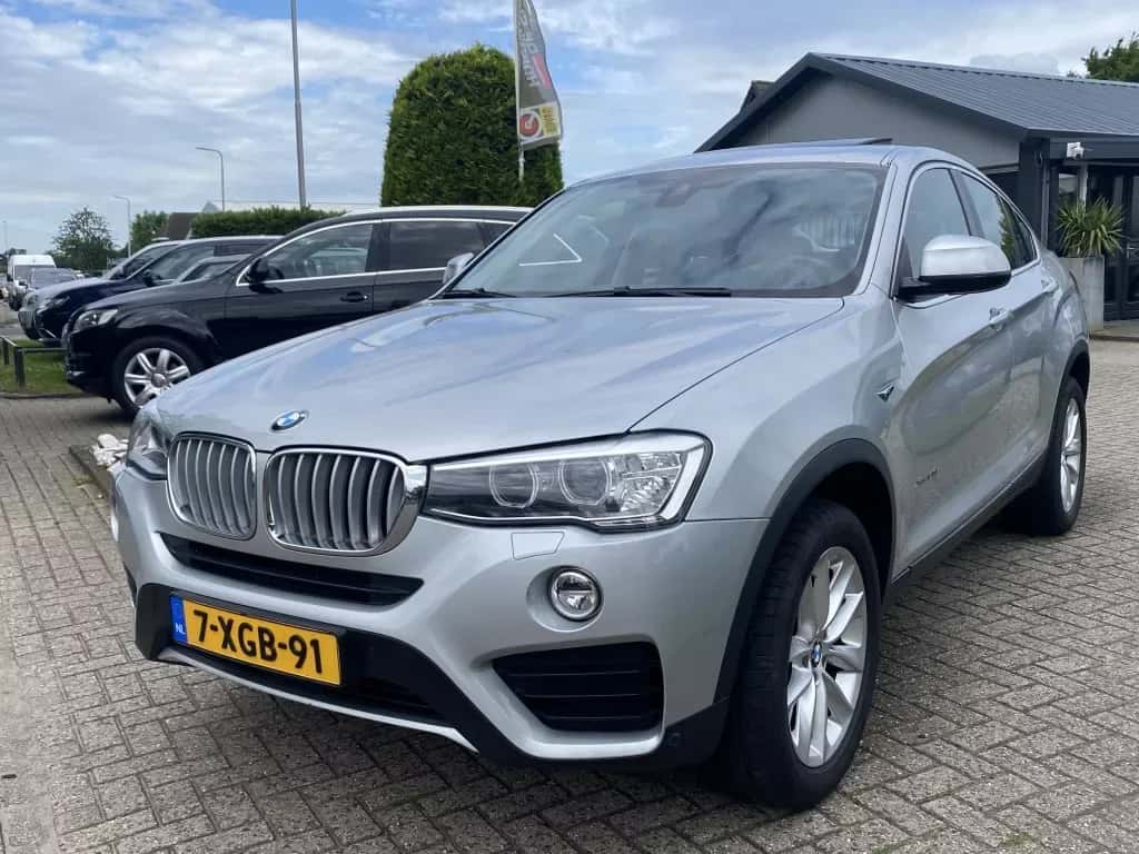 BMW X4 (2014) — foto 1