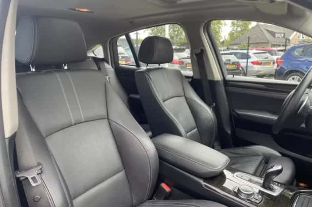 BMW X4 (2014) thumbnail 15