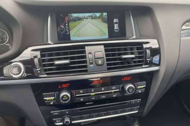 BMW X4 (2014) thumbnail 16