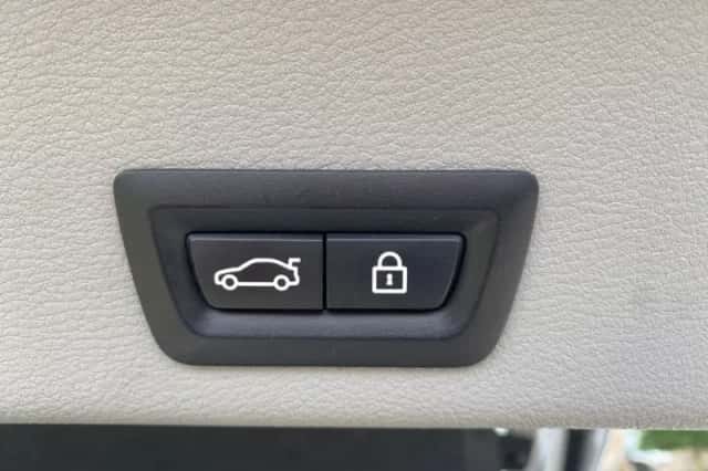BMW X4 (2014) thumbnail 22