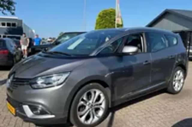 Renault Grand Scénic (2017) thumbnail 21