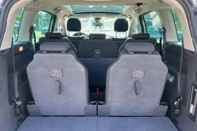 Peugeot 5008 (2010) thumbnail 12
