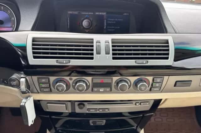 BMW 7-Serie (2008) thumbnail 20