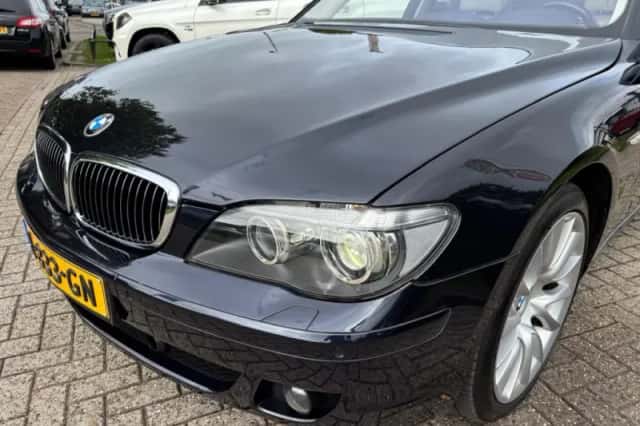 BMW 7-Serie (2008) thumbnail 5