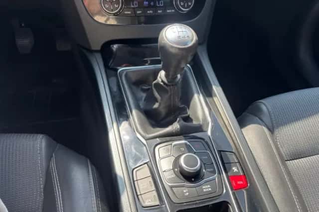 Peugeot 508 (2013) thumbnail 15