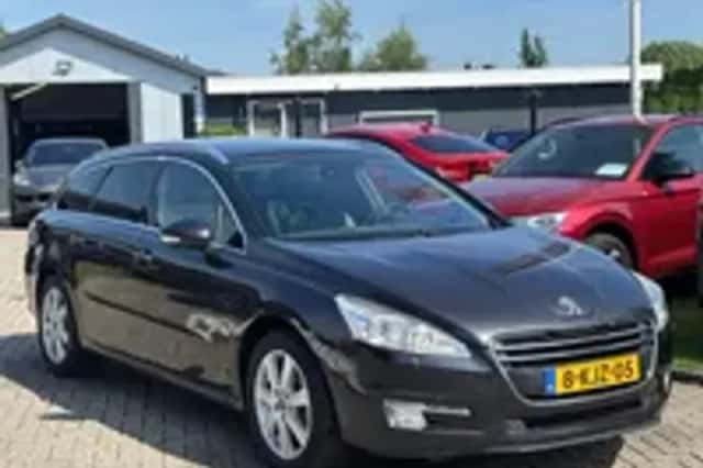 Peugeot 508 (2013) thumbnail 23
