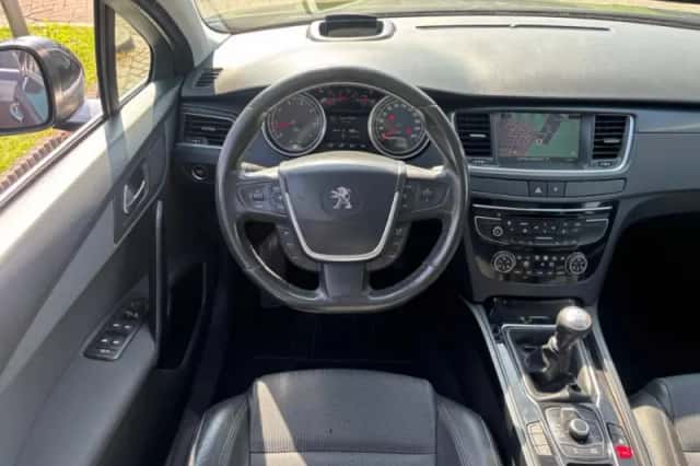 Peugeot 508 (2013) thumbnail 9