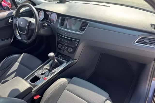 Peugeot 508 (2013) thumbnail 10