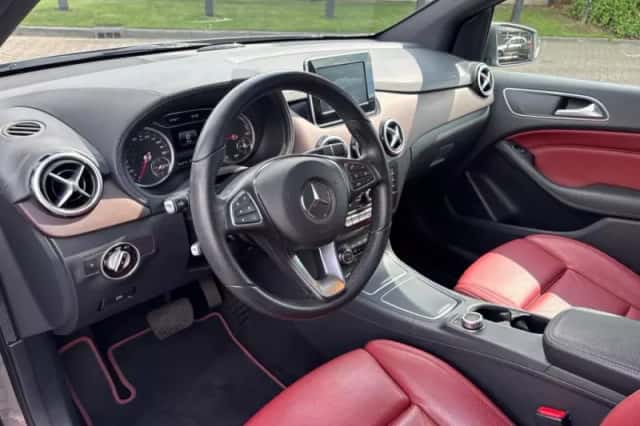 Mercedes-Benz B-Klasse (2016) thumbnail 13