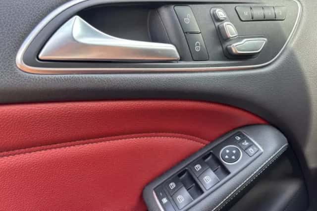 Mercedes-Benz B-Klasse (2016) thumbnail 15