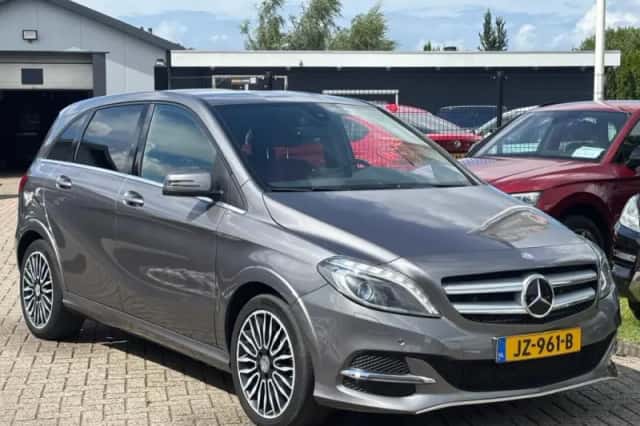 Mercedes-Benz B-Klasse (2016) thumbnail 3