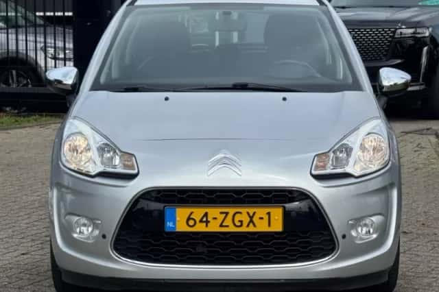 Citroën C3 (2012) thumbnail 2