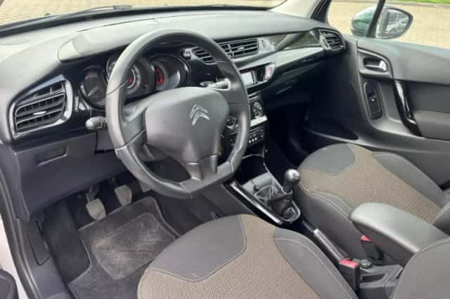 Citroën C3 (2012) thumbnail 10