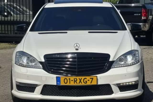 Mercedes-Benz S-Klasse (2011) thumbnail 2