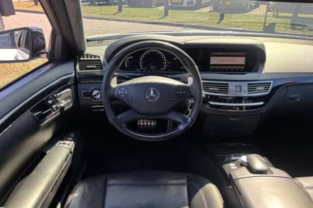 Mercedes-Benz S-Klasse (2011) thumbnail 13